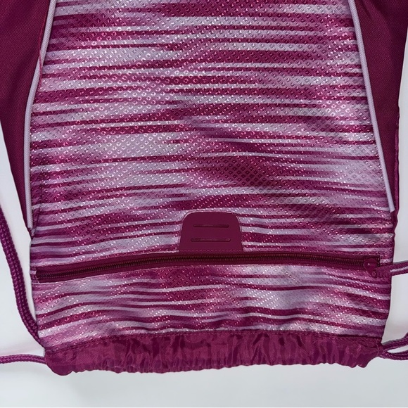 Puma Pink Drawstring Bag outside zipper pocket 1 inside zip pocket - Picture 6 of 8